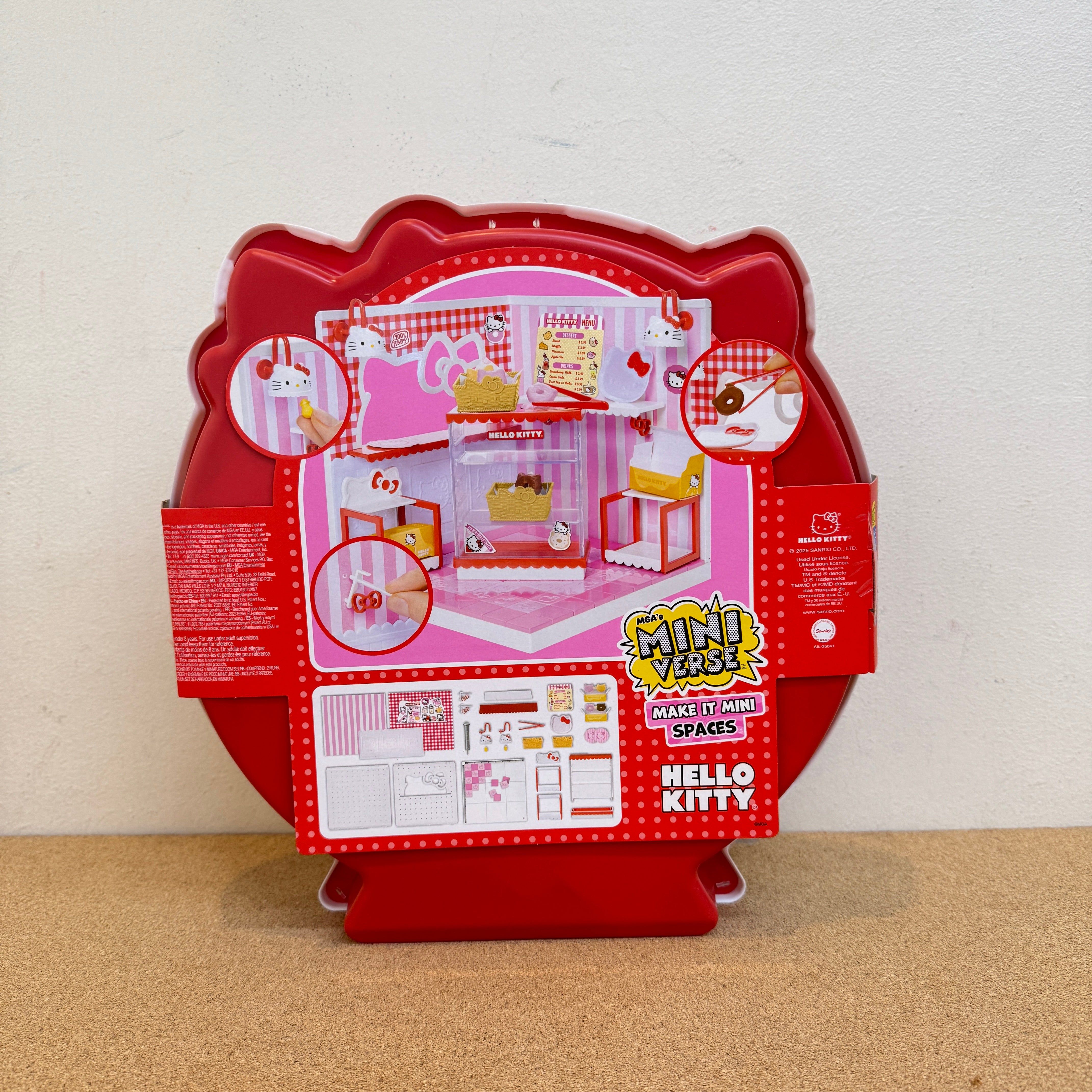 Miniverse Make It Mini Spaces Hello Kitty
