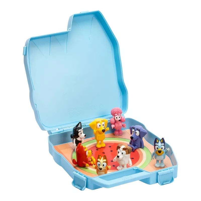 Bluey Play & Go Collector Case with Figures