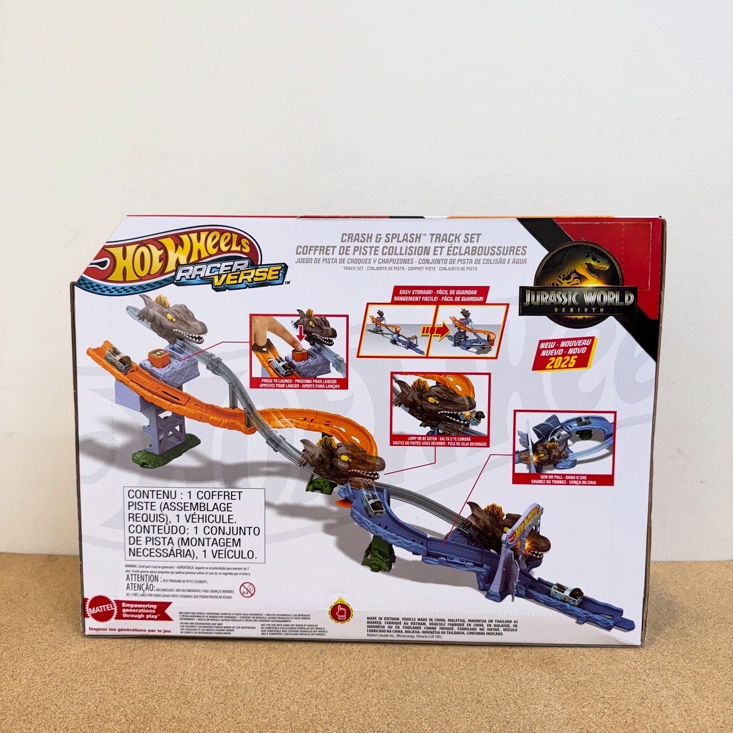 Jurassic World Hotwheels Racerverse Rebirth Crash & Splash Track Set