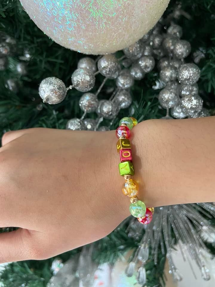 Kids Kreator Jingle All the Way Jewelry Activity